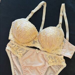 Rose pink Lace Women’s Set - 36B